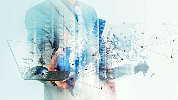 Ein Geschäftsmann hält einen Laptop in der Hand, mit grafischen Darstellungen von Datenverbindungen und einer Weltkarte im Hintergrund. Die Darstellung symbolisiert digitale Vernetzung und Technologie.