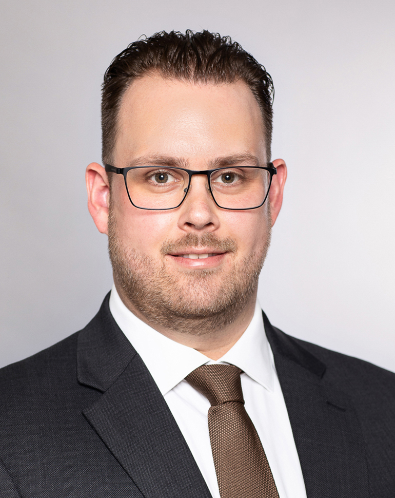 Rechtsanwalt Lukas Kirchhof, LL.M. (Hong Kong), Malaysia, Corporate/M&A; Handels- & Vertriebsrecht, Produkthaftung/Product Compliance